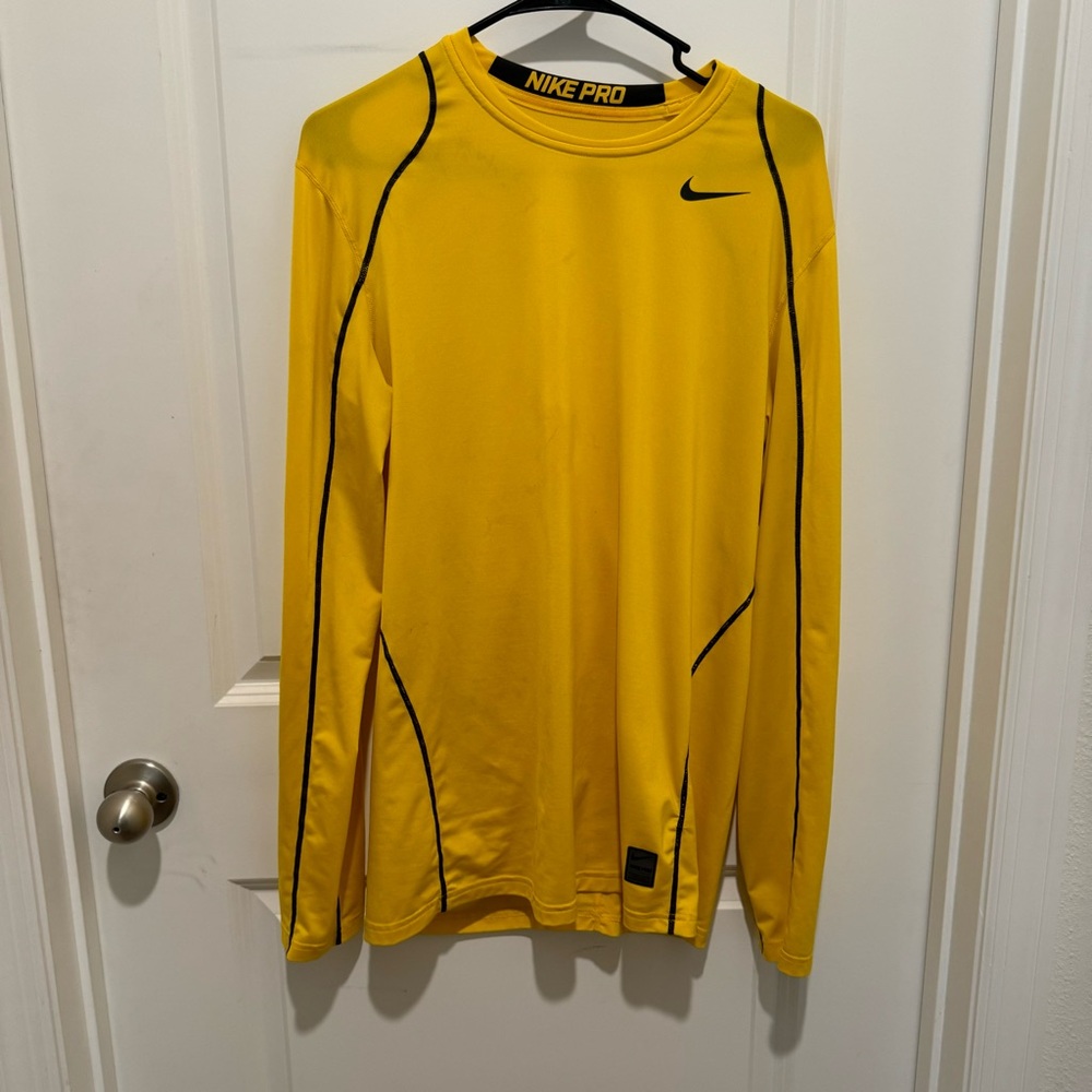 Nike Pro Yellow Long Sleeve Active Wear Shirt - Size M